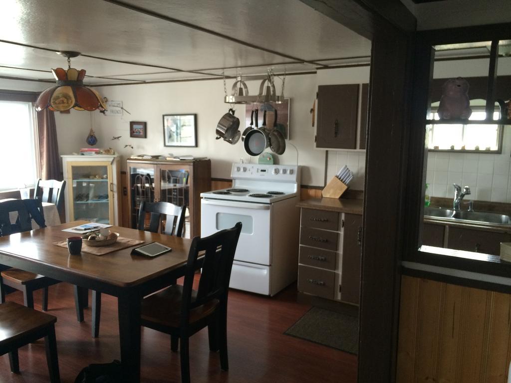 Bird Island B&B Bed And Bubble Elliston Eksteriør bilde